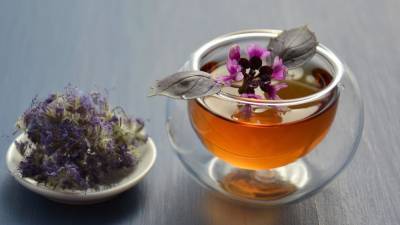 Ученые выяснили влияние черного чая на коронавирусную инфекцию - politros.com