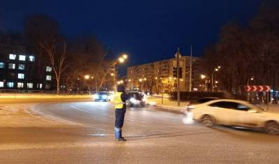 В Тюмени водителю стало плохо и он въехал в светофор - nashgorod.ru - Тюмень