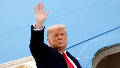 Дональд Трамп - Рудольф Джулиани - Стив Бэннон - Джо Байден - Трамп не планирует помилование себя и членов своей семьи - gazeta.ru - США