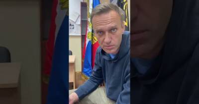 Алексей Навальный - Ив Роше - Суд арестовал Навального на 30 суток - readovka.news