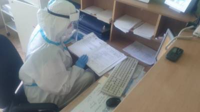 В Петербурге за сутки коронавирусом заболело 3347 человек - delovoe.tv - Санкт-Петербург - Петербург