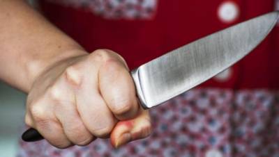 В Твери будут судить женщину, чуть не зарезавшую отчима - afanasy.biz - Тверь