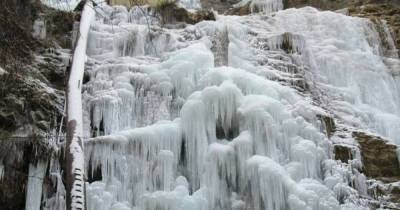 В Крыму замерз стометровый водопад Учан-Су (фото, видео) - focus.ua - Крым - Одесса - Ялта
