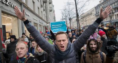 Владимир Путин - Юлий Навальный - В ТикТоке создано более 50 миллионов роликов о Навальном и митинге в его поддержку - readovka.ru