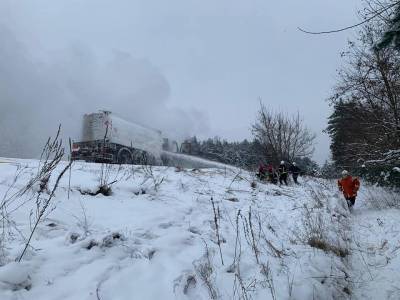 На Ровенщине горел грузовик с 20 тоннами топлива - news.bigmir.net