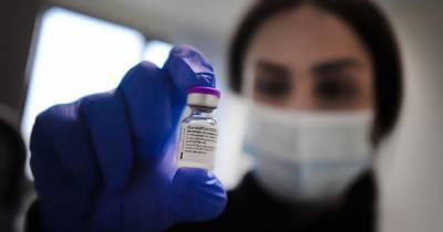 Власти Италии решили засудить Pfizer за задержку поставок вакцины - ren.tv