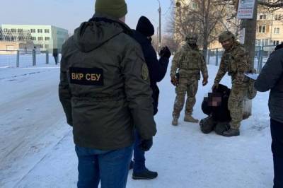 В Сумской области задержали военного, продававшего пластид - news-front.info - Украина - Сумская обл.