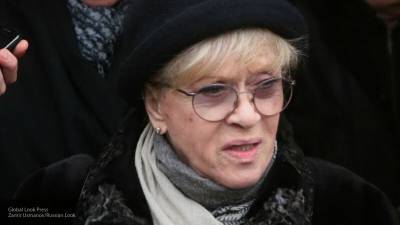 Алиса Фрейндлих - Названы два фактора, которые не дают Алисе Фрейндлих вылечиться от коронавируса - nation-news.ru