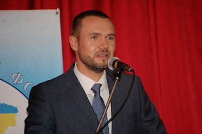 Зарплата в цифрах: Министр Шкарлет на примере объяснил, насколько вырастет оклад учителя - vkcyprus.com