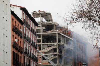 Опубликовано видео с последствиями мощного взрыва в Мадриде - aif.ru - Мадрид - с. Кадры