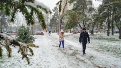 Наталья Диденко - Оттепель с температурными качелями прорвалась в Украину, но морозы пока не отступают: "От -24 до +7..." - sport.politeka.net - Запорожье