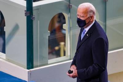 Дональд Трамп - Джо Байден - Байден объявил минуту молчания в память об умерших от коронавируса - argumenti.ru - США - Вашингтон - шт.Флорида