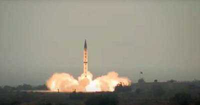Пакистан провел испытания ракеты, которая может нести ядерный заряд (видео) - focus.ua - Пакистан