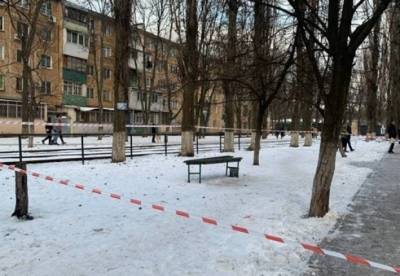 Разгуливал с человеческой головой в руках: в Одессе мужчина убил двух человек (фото) - facenews.ua - Одесса - Одесская обл.