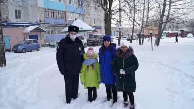 В Арзамасе полицейский успел спасти 30 человек из горящего дома - 1tv.ru - Арзамас