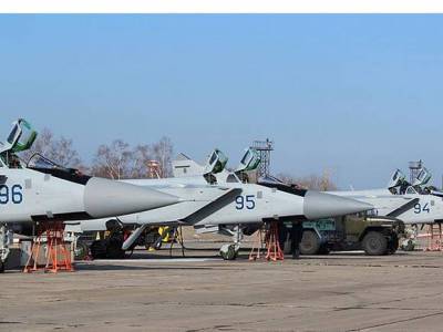 СМИ: На Урале военного заподозрили в краже покрышек с авиабазы - rosbalt.ru - Уральск - Каменск
