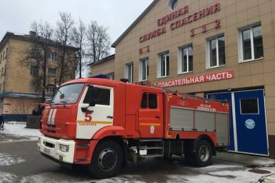Две иномарки горели ночью в Смоленске на Николаева - mk-smolensk.ru - Смоленск - Смоленская обл.