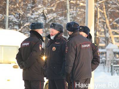 Житель Екатеринбурга отправится в колонию за оскорбление полицейских, не давших ему закурить - nakanune.ru - Екатеринбург - Свердловская обл.