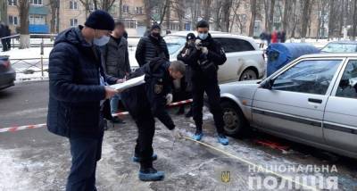 Ходил с кишками на шее и бил головой отца по машинам: ужасные подробности убийства в Одессе - 24tv.ua - Одесса - Новости
