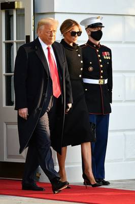 Дональд Трамп - Мелания Трамп - Джо Байден - В сети обсуждают последний модный образ Мелании Трамп в качестве первой леди США - rusjev.net - США