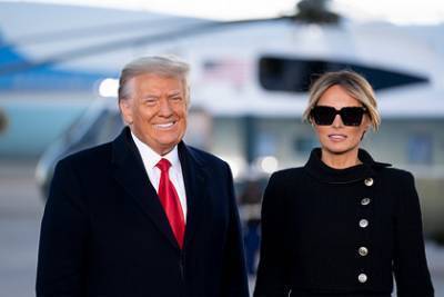 Дональд Трамп - Мелания Трамп - Джо Байден - Раскрыта цена наряда Мелании Трамп на последнем рейсе в качестве первой леди - lenta.ru - США - Вашингтон - New York
