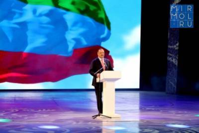 Владимир Путин - Вячеслав Володин - Юрий Трутнев - Валентина Матвиенко - Сергей Меликов - В Махачкале прошло торжественное собрание, посвященное 100-летию ДАССР - mirmol.ru - Махачкала - респ. Дагестан
