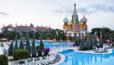 Украинских футболистов обвинили в «зраде»: спортсмены поселились в «Кремле» - anna-news.info - Украина - Мариуполь