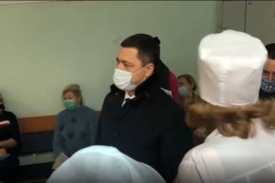 Михаил Ведерников - Михаил Ведерников нагрянул с проверкой в псковские поликлиники - mk-pskov.ru - Псковская обл. - Псков
