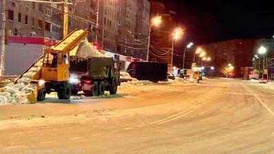 За одну ночь с улиц Рязани вывезли около 5 000 кубометров снега - 7info.ru - Рязань