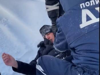 Беспредел полицейских в Череповце попал на видео - vologda-poisk.ru - Череповец
