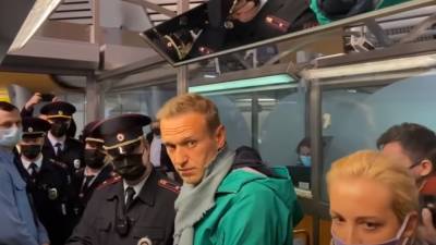 Алексей Навальный - Защита основателя ФБК обжаловала его заключение под стражу - inforeactor.ru - Москва