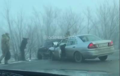 Погода наделала беды на дорогах Одесчины: видео массовых аварий разлетелось по сети - odessa.politeka.net - Одесса
