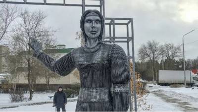 Вадим Кстенин - Один процент эстетов: против установки памятника Аленке в Воронеже высказалось 10 тысяч человек - gorcom36.ru - Воронеж