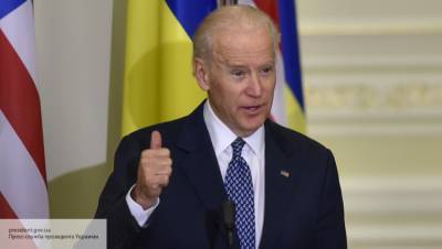 Владимир Зеленский - Владимир Путин - Владимир Корнилов - Джо Байден - Корнилов предсказал реакцию Байдена на приглашение Зеленского в Киев - politros.com - Россия - США - Украина - Киев