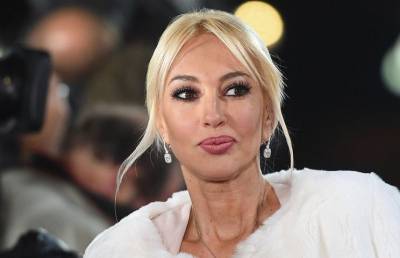 Лера Кудрявцева - Переломанную Кудрявцеву увезли на инвалидном кресле - pupolita.ru