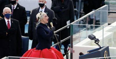 Алла Пугачева - Джо Байден - Выступившую на инаугурации Байдена Леди Гагу уличили в копировании образа Пугачевой - runews24.ru - США