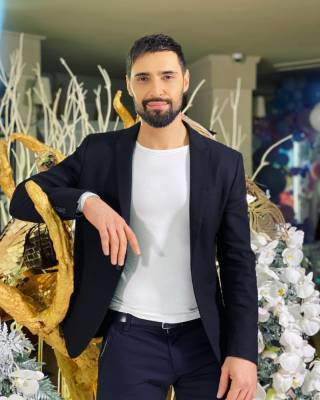 Виталий Козловский - "Немного запустил себя": Виталий Козловский засветил располневшую фигуру - news.bigmir.net