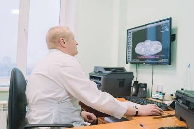 Онкологи в Кирове удалили из живота пациента опухоль весом 5,5 кг - m24.ru