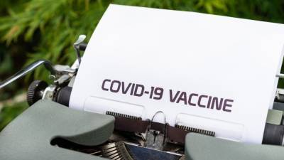 Жители Франции порадовались заявке РФ на регистрацию "Спутника V" в ЕС - polit.info - Франция