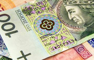 Средняя зарплата в Польше увеличилась в 2020 году на 4,7% - charter97.org