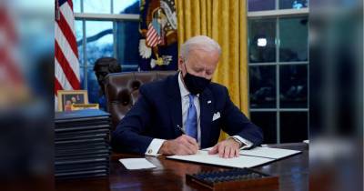 Дональд Трамп - Джо Байден - Байден изменил правила въезда в США: что важно знать - fakty.ua - США