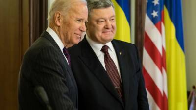 Петр Порошенко - Олег Волошин - Джо Байден - Украинский депутат: прошлые контакты с Порошенко играют против Байдена - polit.info - США - Украина