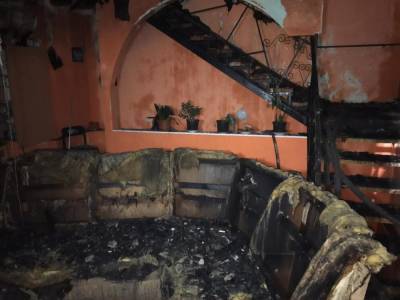 Пожар в пансионате в Харькове. Полиция задержала трех человек - gordonua.com - Харьков