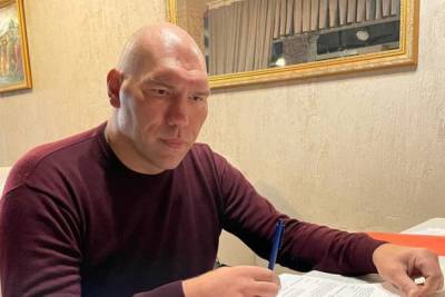 Николай Валуев - Николай Валуев про собачий вопрос в Бурятии и России: «Всем приюты не построить» - ulan.mk.ru - респ.Бурятия