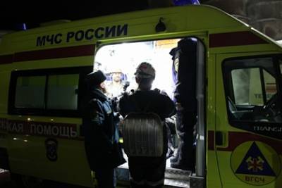 При обрушении шахты в российском городе погибли два человека - lenta.ru - Кемеровская обл.