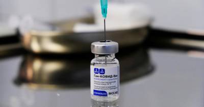 В Пакистане готовятся одобрить использование вакцины "Спутник V" - ren.tv - Пакистан