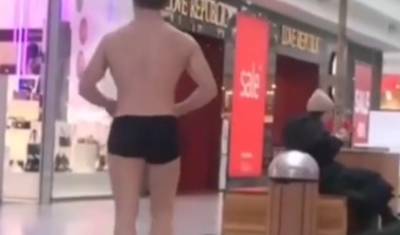 В торговом центре Тюмени видели полуголого мужчину - nashgorod.ru - Тюмень - Сибирь