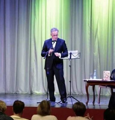 Владимир Путин - Майкл Бом - Андрей Норкин - «Почувствуйте разницу»: Андрей Норкин высмеял эксперта из США в студии программы «Место встречи» - actualnews.org - США