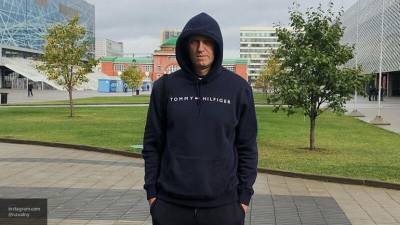 Алексей Навальный - Хабиб Нурмагомедов - Российские мусульмане не могут простить Навальному издевательств над хиджабом - nation-news.ru