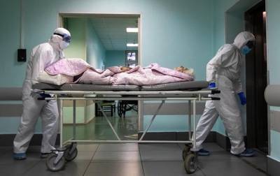 В Украине больными коронавирусом перегружена треть COVID-больниц - korrespondent.net - Киев